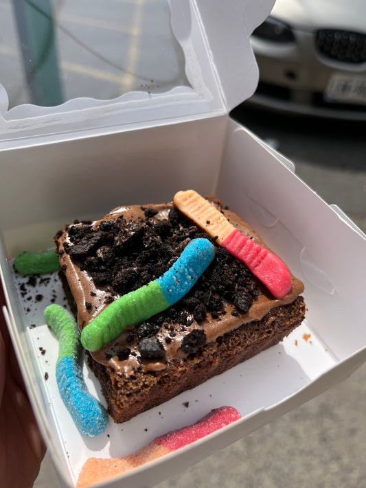 DIRT BROWNIE
